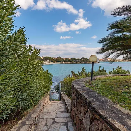 Villa Oleandri 50m From Seashore - Happy Golfo Aranci