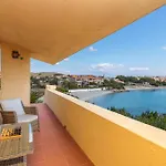 Oleandri 50m From Seashore - Happy *