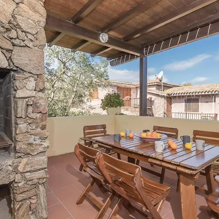 Oleandri 50m From Seashore - Happy ゴルフォ・アランチ